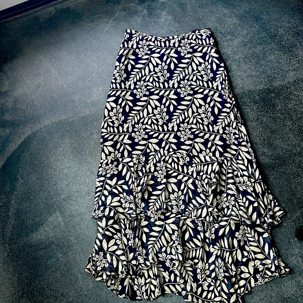 Ralph Lauren Collection rayon tiered skirt. Sz 8